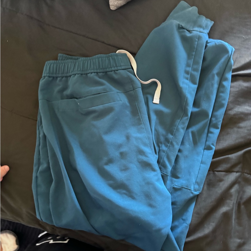 Large figs bottoms joggers Caribbean blue color
